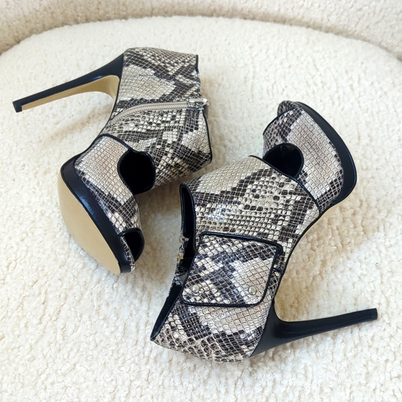 Calvin Klein Lenora Classic Python Print Open Toe Heel - Picture 3 of 8